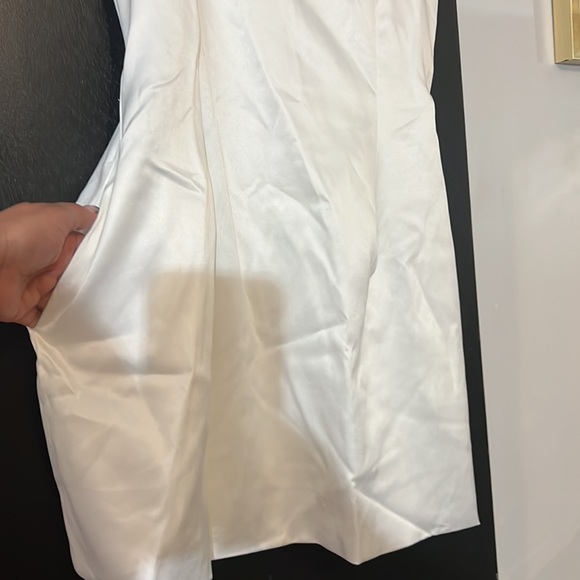 mini dress with pockets - Picture 2 of 2